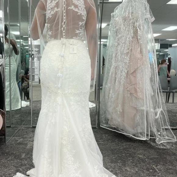 Brand New Oleg Cassini Wedding Dress  Bundle - Picture 3 of 3